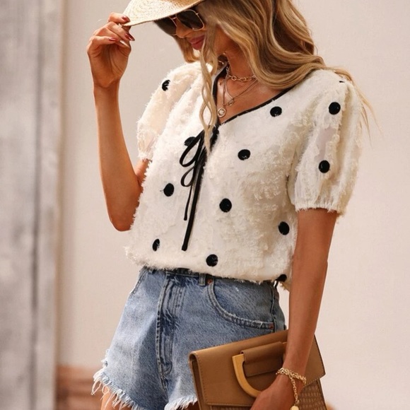 Boho Cream Pink Fuzzy Floral Polka Dot Top - Picture 4 of 6